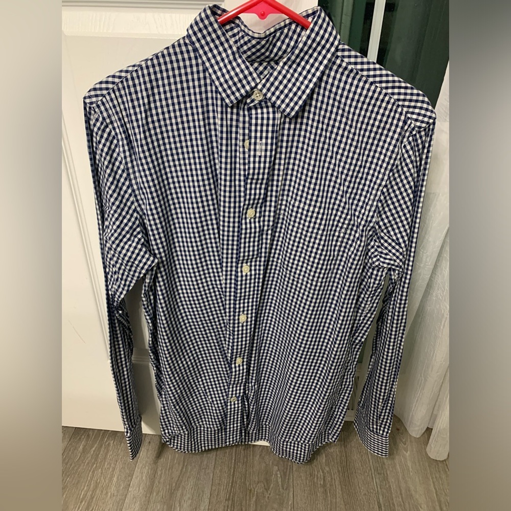 Gap Button Down. Blue Plaid pattern.